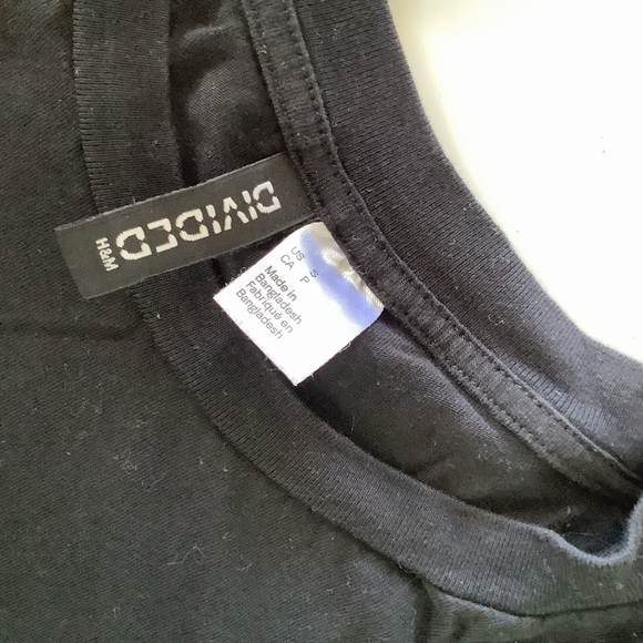 NASA Black T-Shirt from H&M - Picture 2 of 3